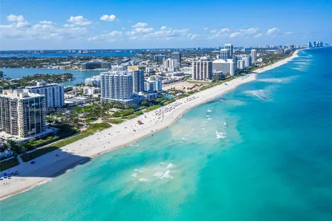 6515 Collins Ave # 708, Miami Beach FL 33141