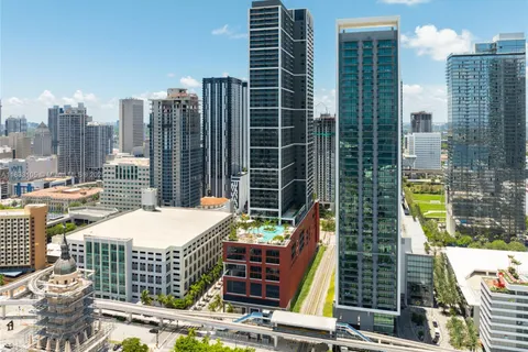 601 NE 1 AVE # 3309, Miami FL 33132