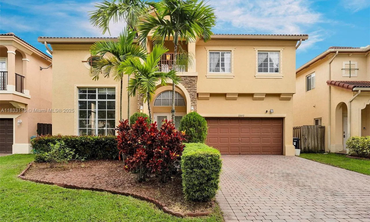 22457 SW 94th Path, Cutler Bay FL 33190