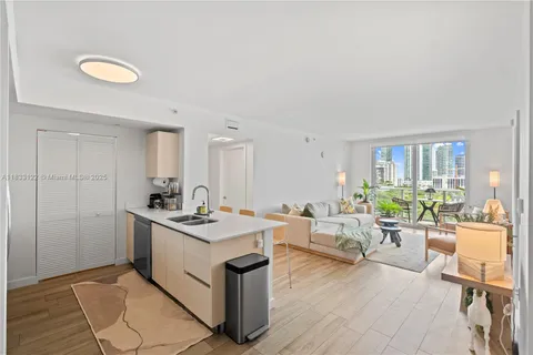 4250 Biscayne Blvd # 1218, Miami FL 33137