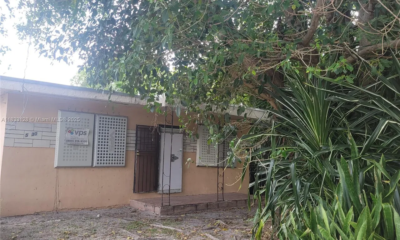 5530 NW 23rd Ave, Miami FL 33142