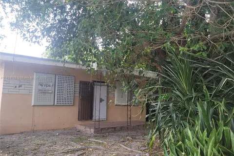 5530 NW 23rd Ave, Miami FL 33142