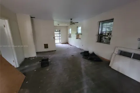 5530 NW 23rd Ave, Miami FL 33142