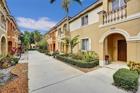 8956 SW 18th St # 1106, Miramar FL 33025