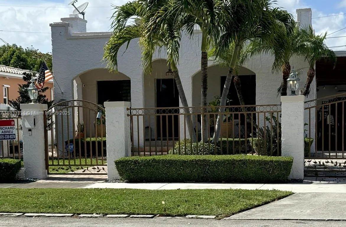 2271 SW 25th St # 2271, Miami FL 33133