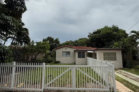110 SW 64th Ct, Miami FL 33144
