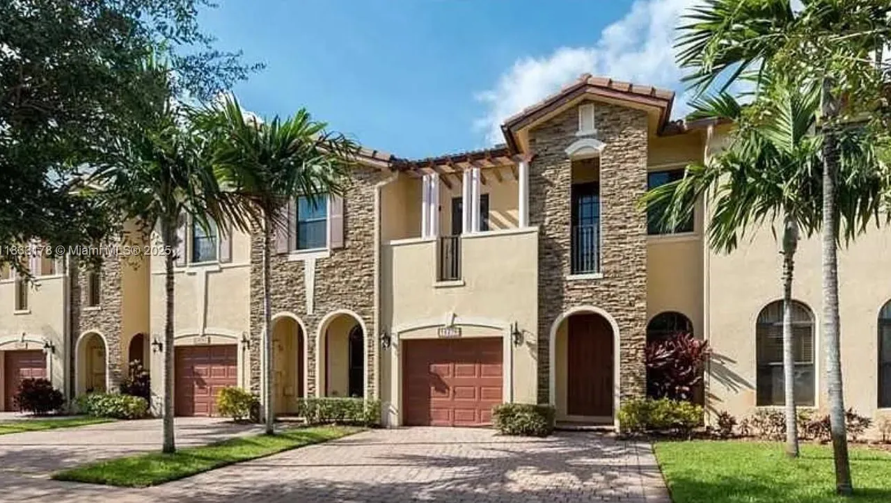 10279 NW 30th Ter # 10279, Doral FL 33172