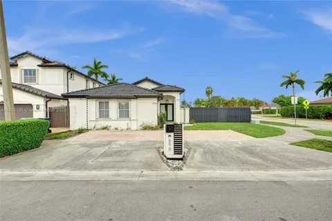 898 NW 131st Ave, Miami FL 33182