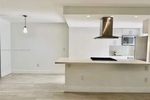 1698 Jefferson Ave # 28, Miami Beach FL 33139
