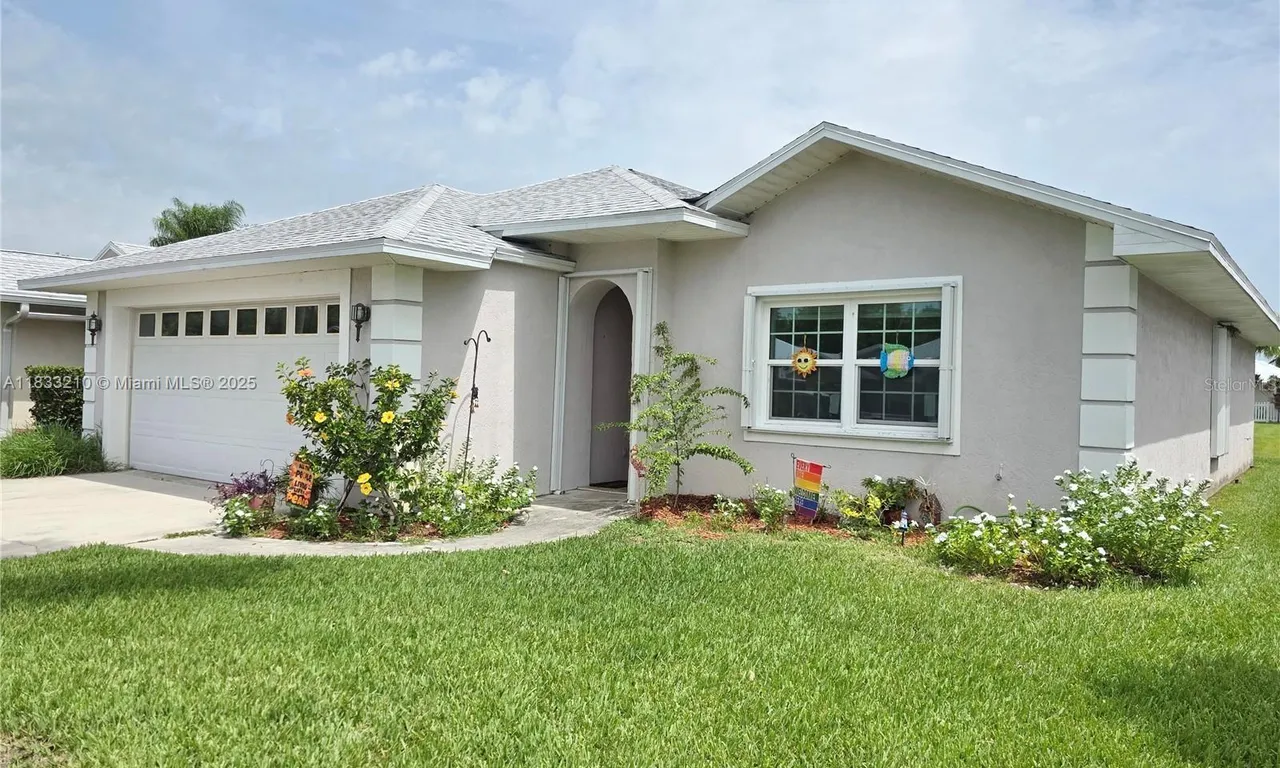 617 SE 26th Drive, Okeechobee FL 34974