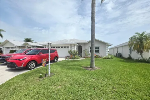 617 SE 26th Drive, Okeechobee FL 34974