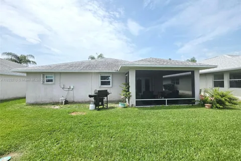 617 SE 26th Drive, Okeechobee FL 34974