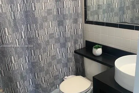 1244 Pennsylvania Ave # 306, Miami Beach FL 33139