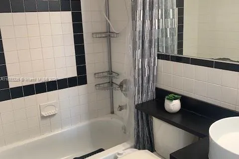 1244 Pennsylvania Ave # 306, Miami Beach FL 33139