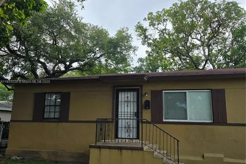 6912 NW 5th Pl # 0, Miami FL 33150