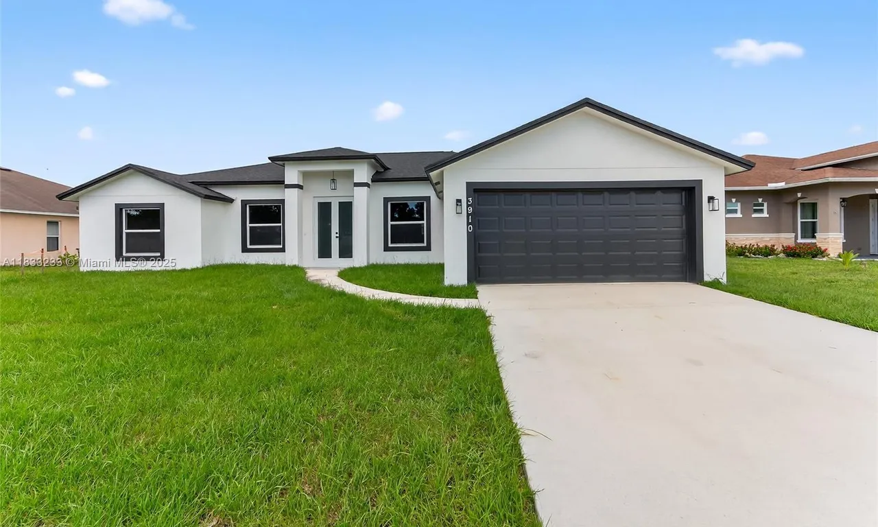3910 SW Laffite St, Port St. Lucie FL 34953