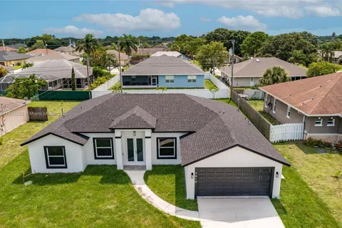 3910 SW Laffite St, Port St. Lucie FL 34953