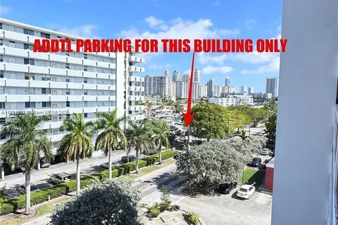 3660 NE 166th St # 603, North Miami Beach FL 33160