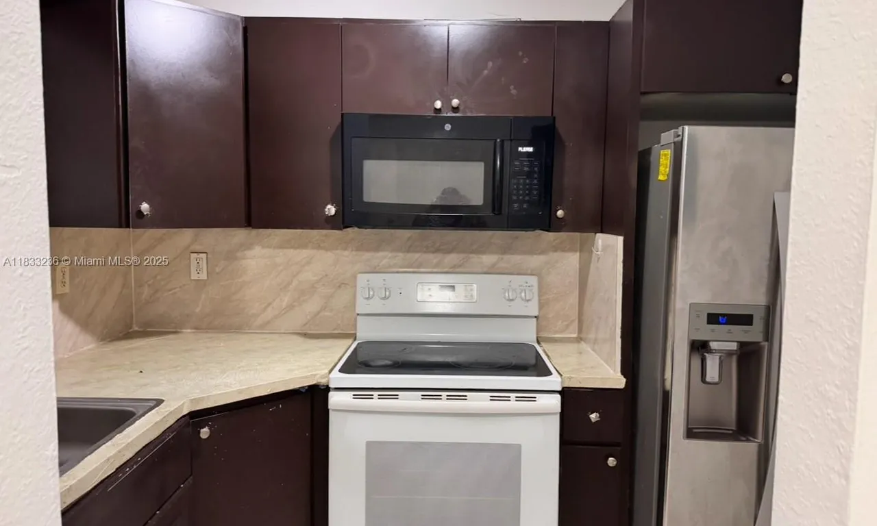 770 NE 128th St # 104, North Miami FL 33161