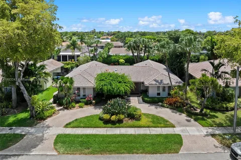2100 NE 211th Ter, Miami FL 33179