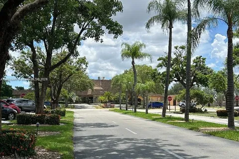 201 Berkley Rd # 301, Hollywood FL 33024