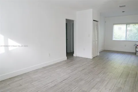 6515 NW 1st Pl, Miami FL 33150