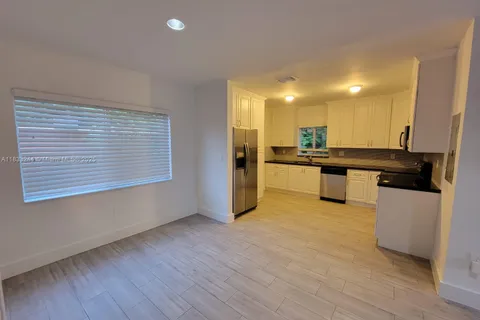 6515 NW 1st Pl, Miami FL 33150