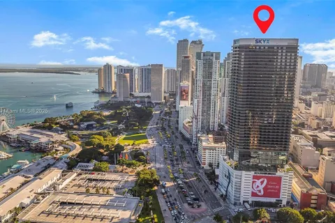 398 NE 5th St # 4502, Miami FL 33132