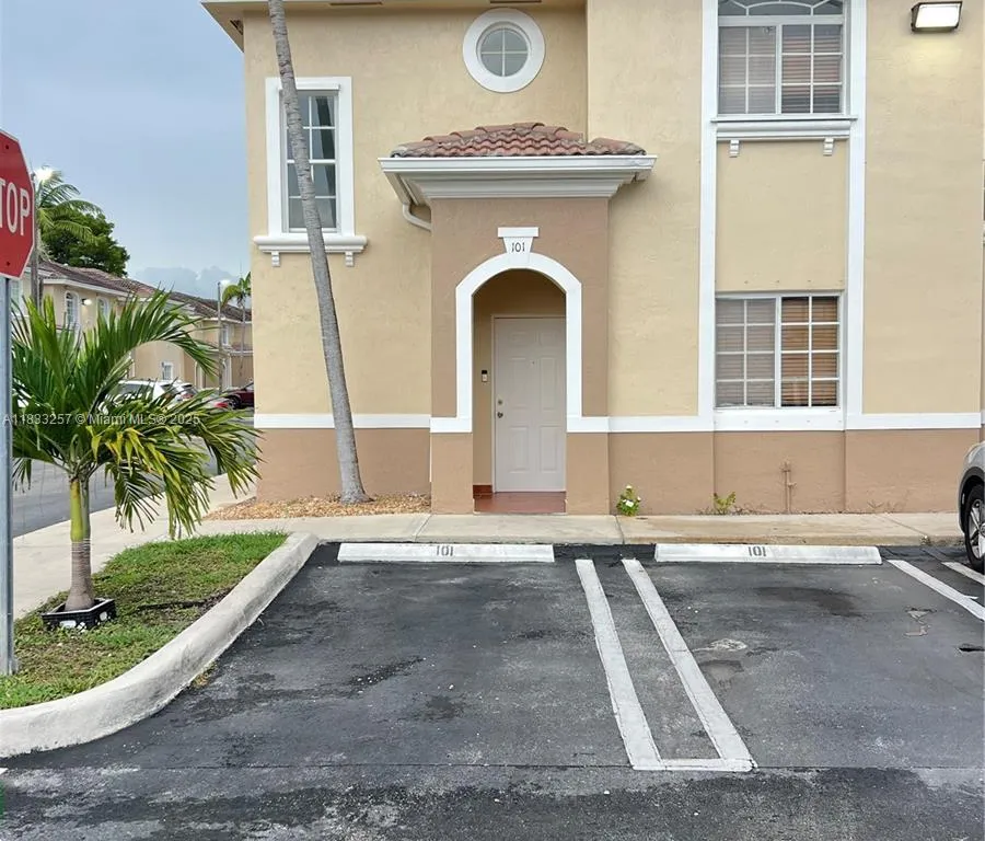 7090 NW 174th Ter # 101, Hialeah FL 33015