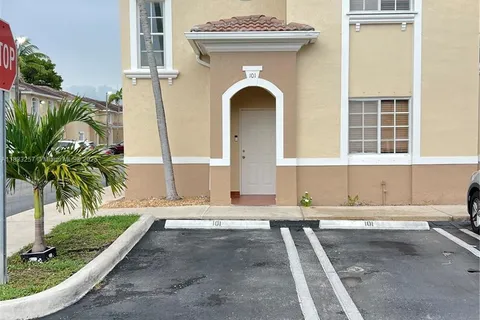7090 NW 174th Ter # 101, Hialeah FL 33015