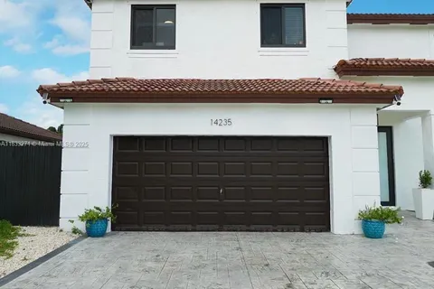 14235 SW 294th St, Homestead FL 33033
