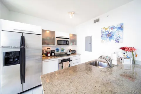 185 SW 7th St # 3600, Miami FL 33130