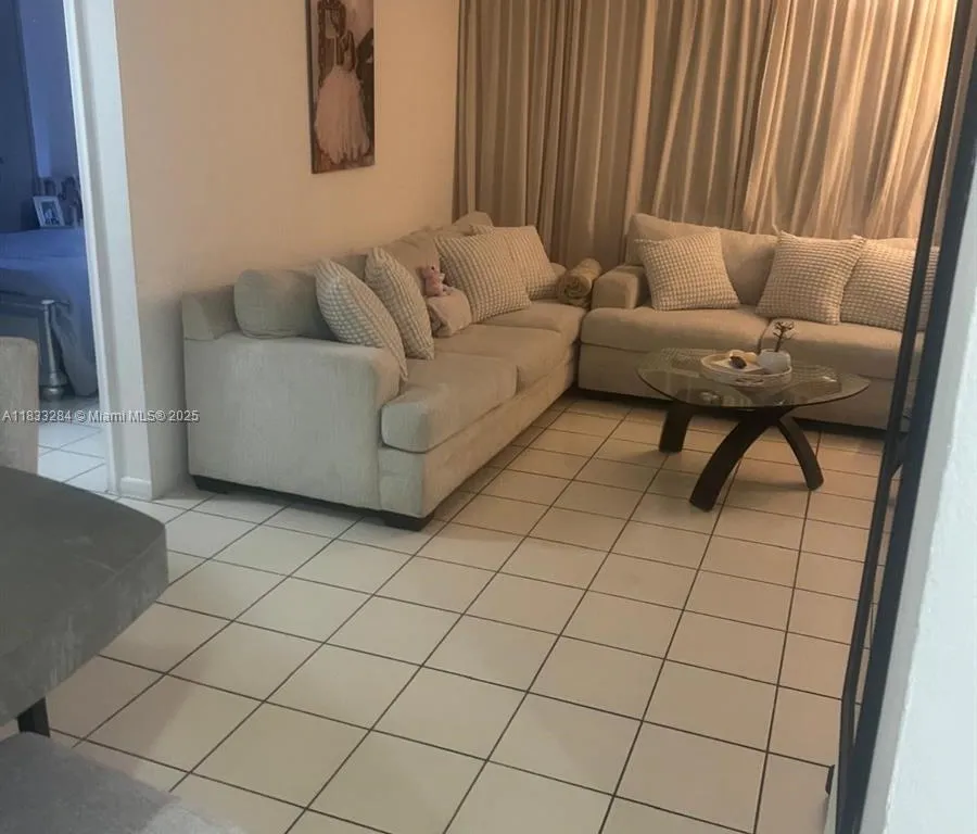 580 NW 114th Ave # 103, Sweetwater FL 33172