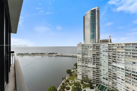 2333 Brickell Ave # 2302, Miami FL 33129