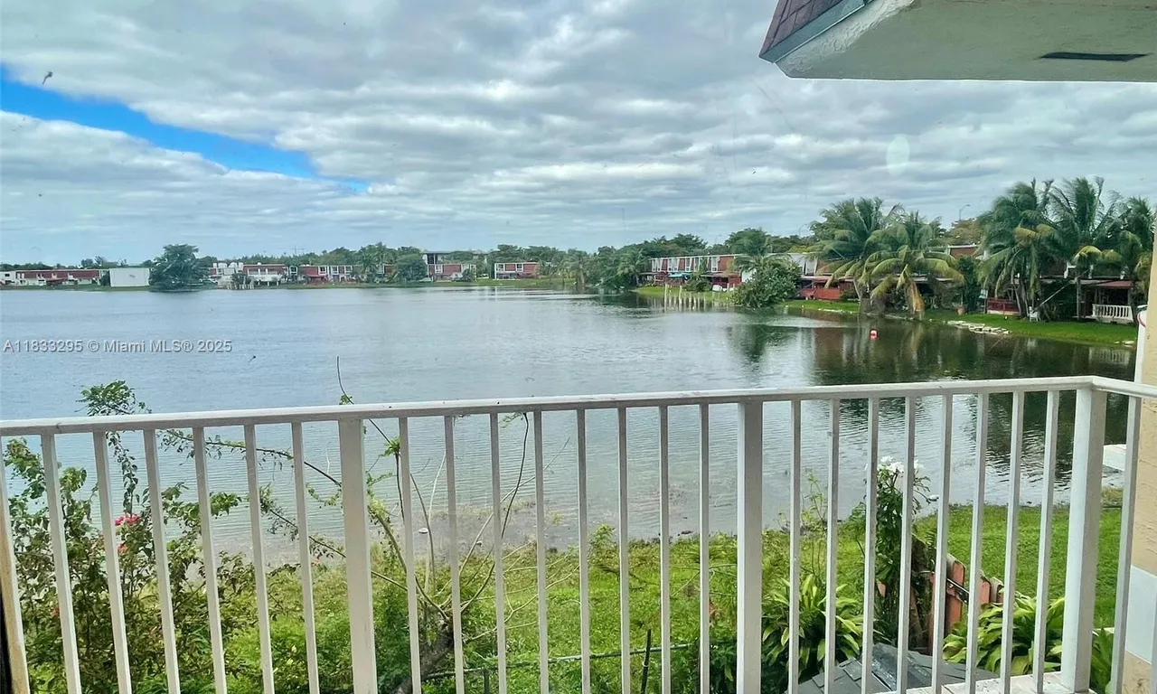 310 NW 107th Ave # 208, Miami FL 33172