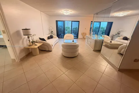 1201 S Ocean Dr # 408S, Hollywood FL 33019