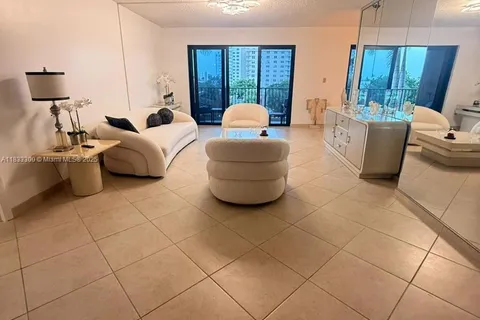 1201 S Ocean Dr # 408S, Hollywood FL 33019