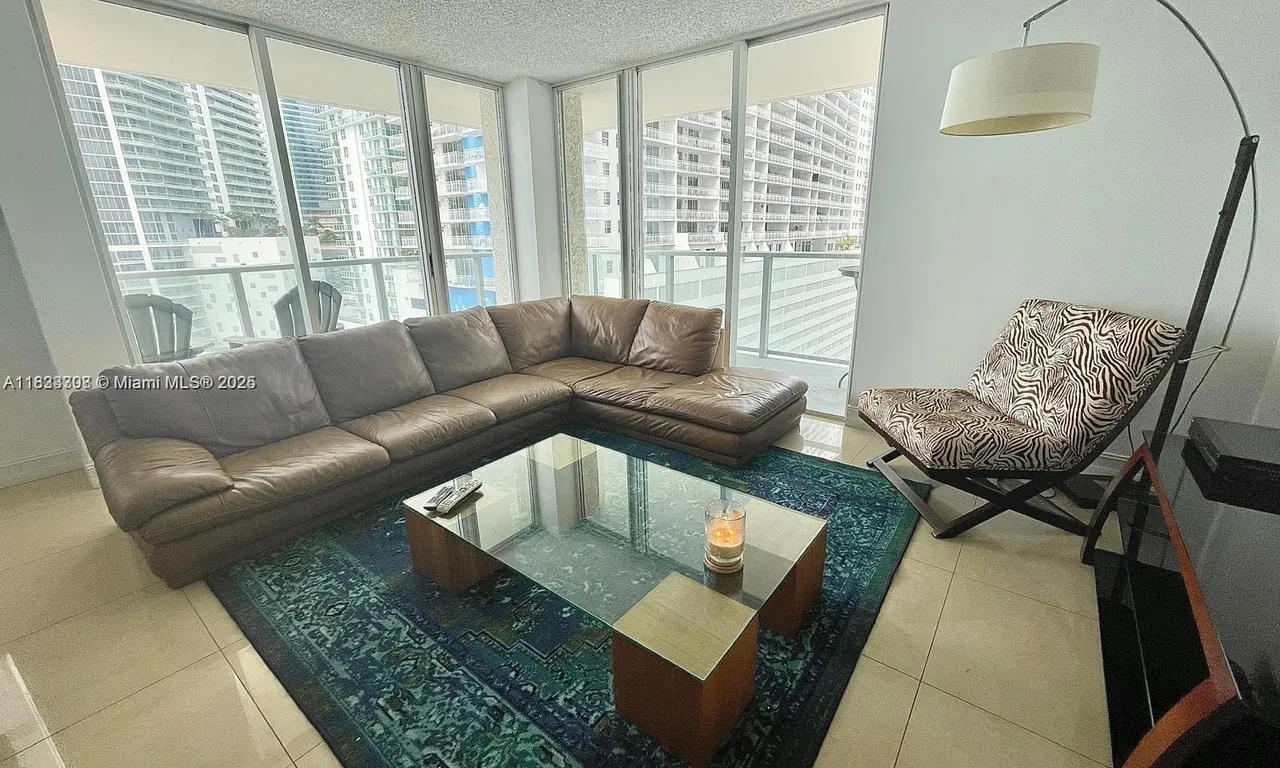 1155 Brickell Bay Dr # 1401, Miami FL 33131