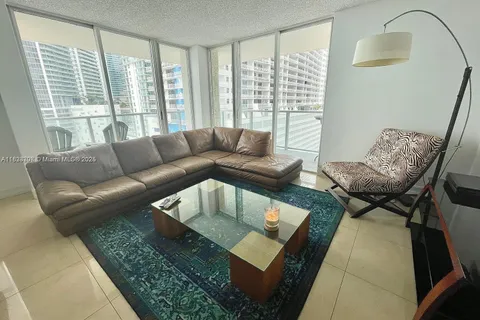 1155 Brickell Bay Dr # 1401, Miami FL 33131