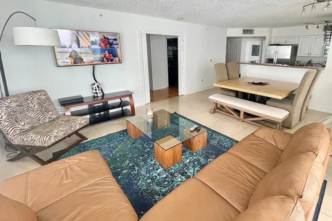 1155 Brickell Bay Dr # 1401, Miami FL 33131