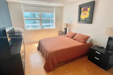 1155 Brickell Bay Dr # 1401, Miami FL 33131