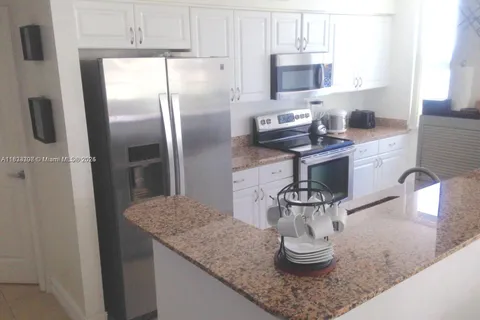 1155 Brickell Bay Dr # 1401, Miami FL 33131