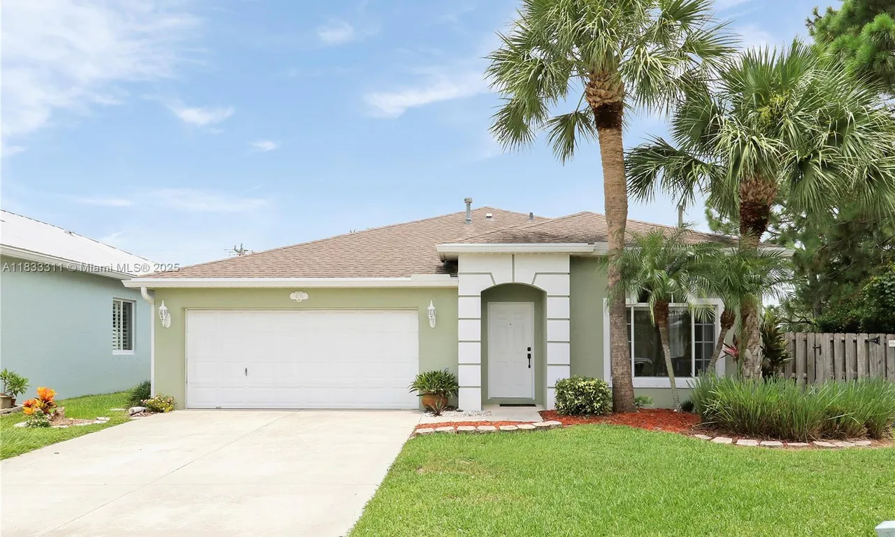 4735 SE Winter Haven Ct, Stuart FL 34997