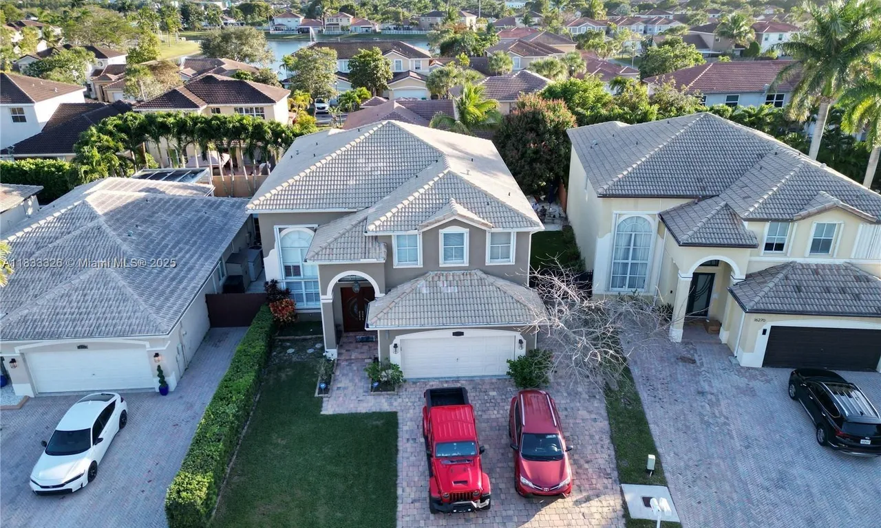 16262 SW 44th Ter, Miami FL 33185