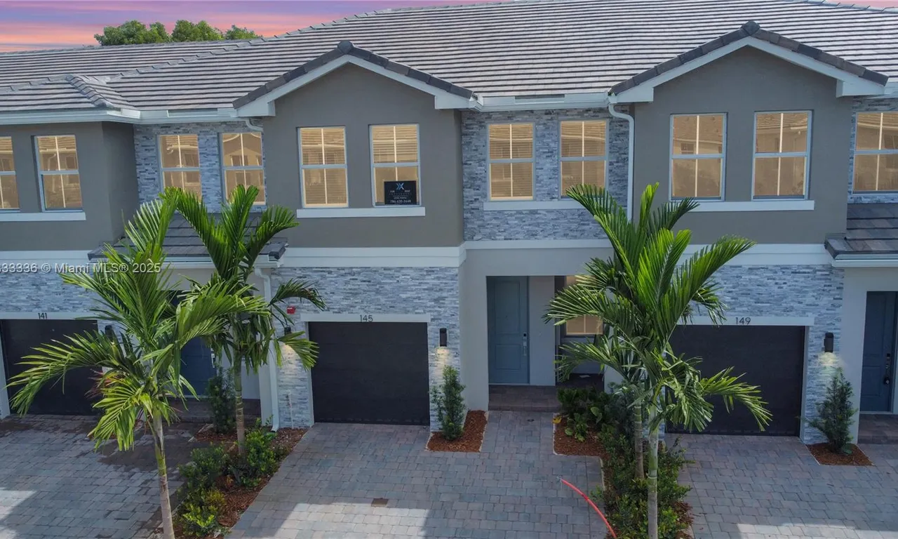 145 SW 170th Ave # 145, Pembroke Pines FL 33027