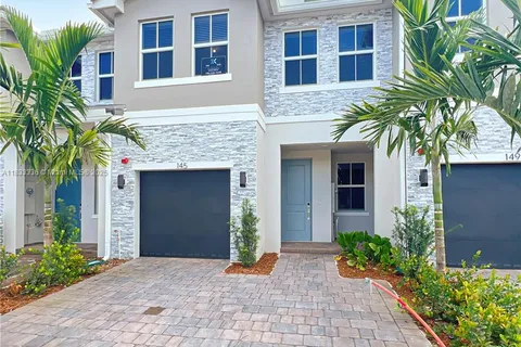 145 SW 170th Ave # 145, Pembroke Pines FL 33027