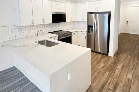 145 SW 170th Ave # 145, Pembroke Pines FL 33027