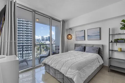 1750 N Bayshore Dr # 1204, Miami FL 33132