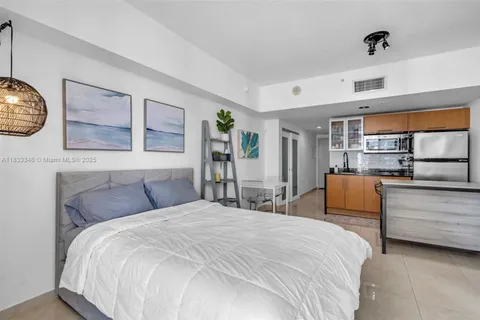 1750 N Bayshore Dr # 1204, Miami FL 33132