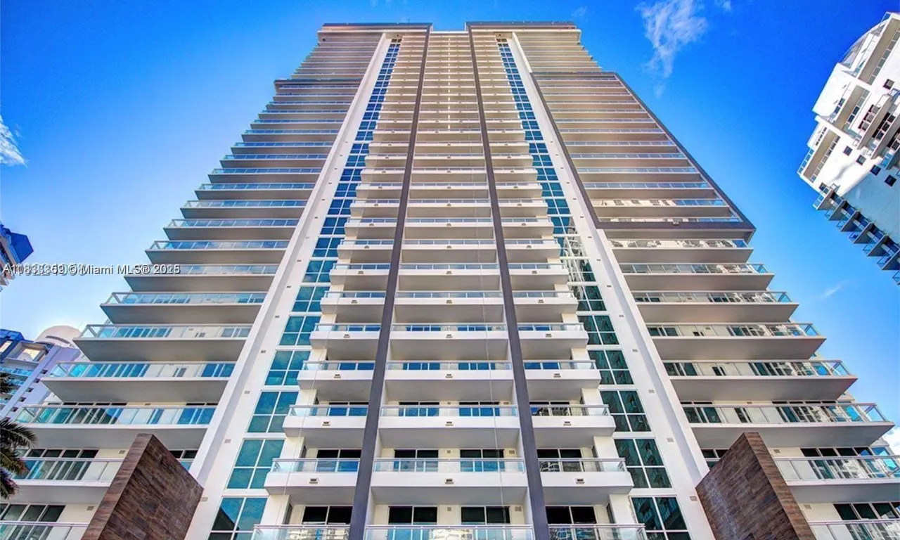 1080 Brickell Ave # 2405, Miami FL 33131